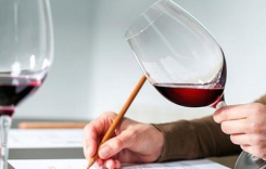 重慶紅酒批發市場地址在哪里-葡萄酒的香氣是否純凈？