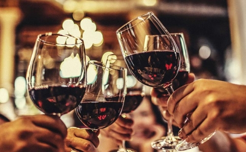 重慶市酒類流通商會合川成立酒類流通商會加強酒業自律