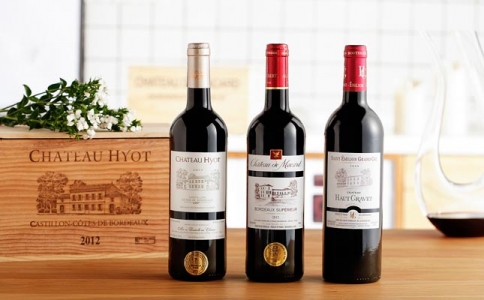 重慶進(jìn)口紅酒批發(fā)市場(chǎng)-品酒老師三招鑒別假葡萄酒