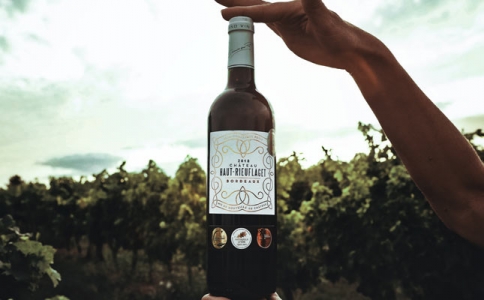 重慶進(jìn)口紅酒哪里有賣(mài)批發(fā)團(tuán)購(gòu)-智利葡萄酒起源